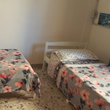 Flat In Olbia Centro Apartment Exterior foto