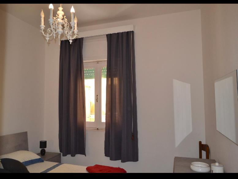 Flat In Olbia Centro Apartment Exterior foto